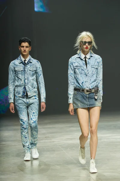 Look 47